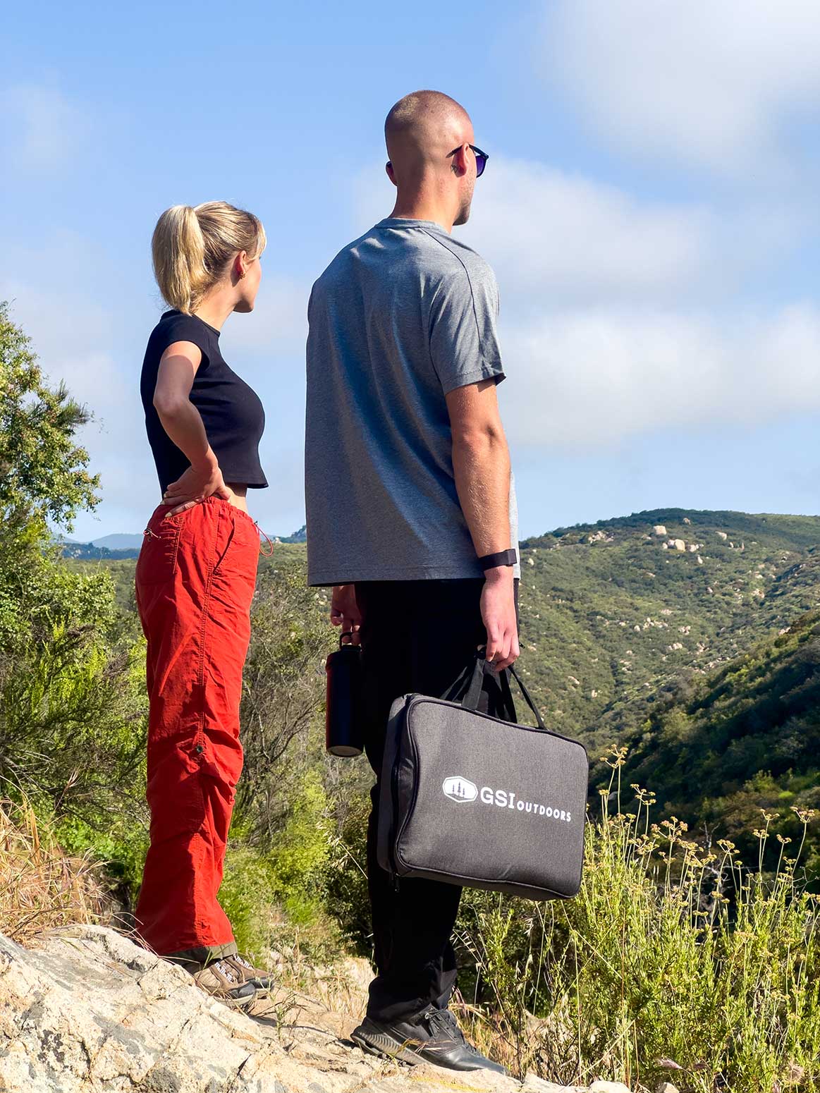 Gourmet Picnic Set - Image 4