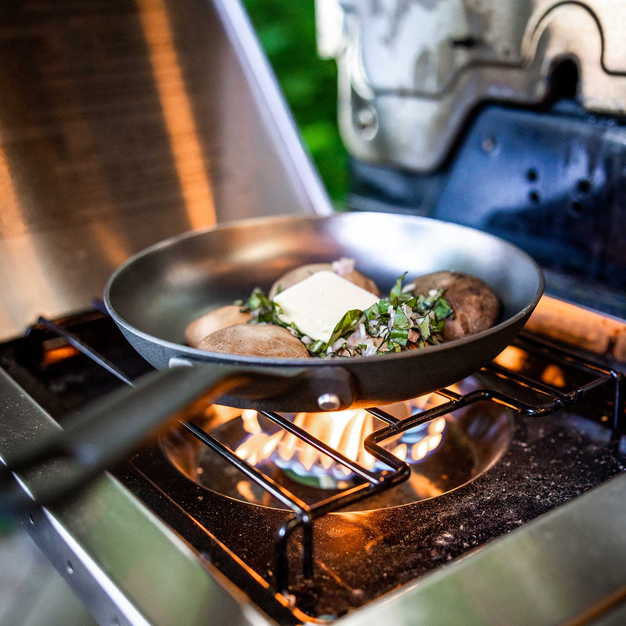 GUIDECAST Frying Pan - Image 6