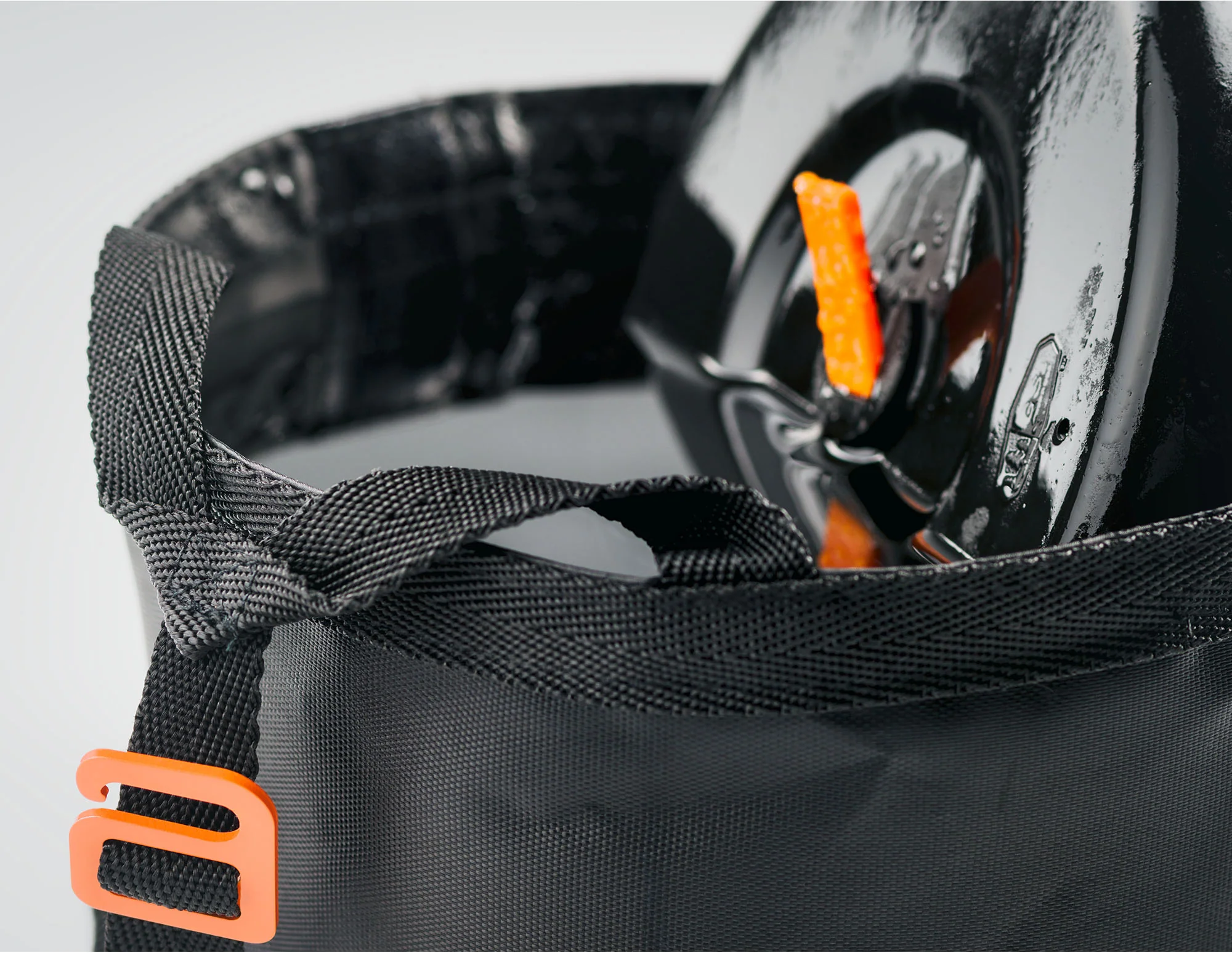 Pinnacle Ceramic Base Camper Large - Image 4