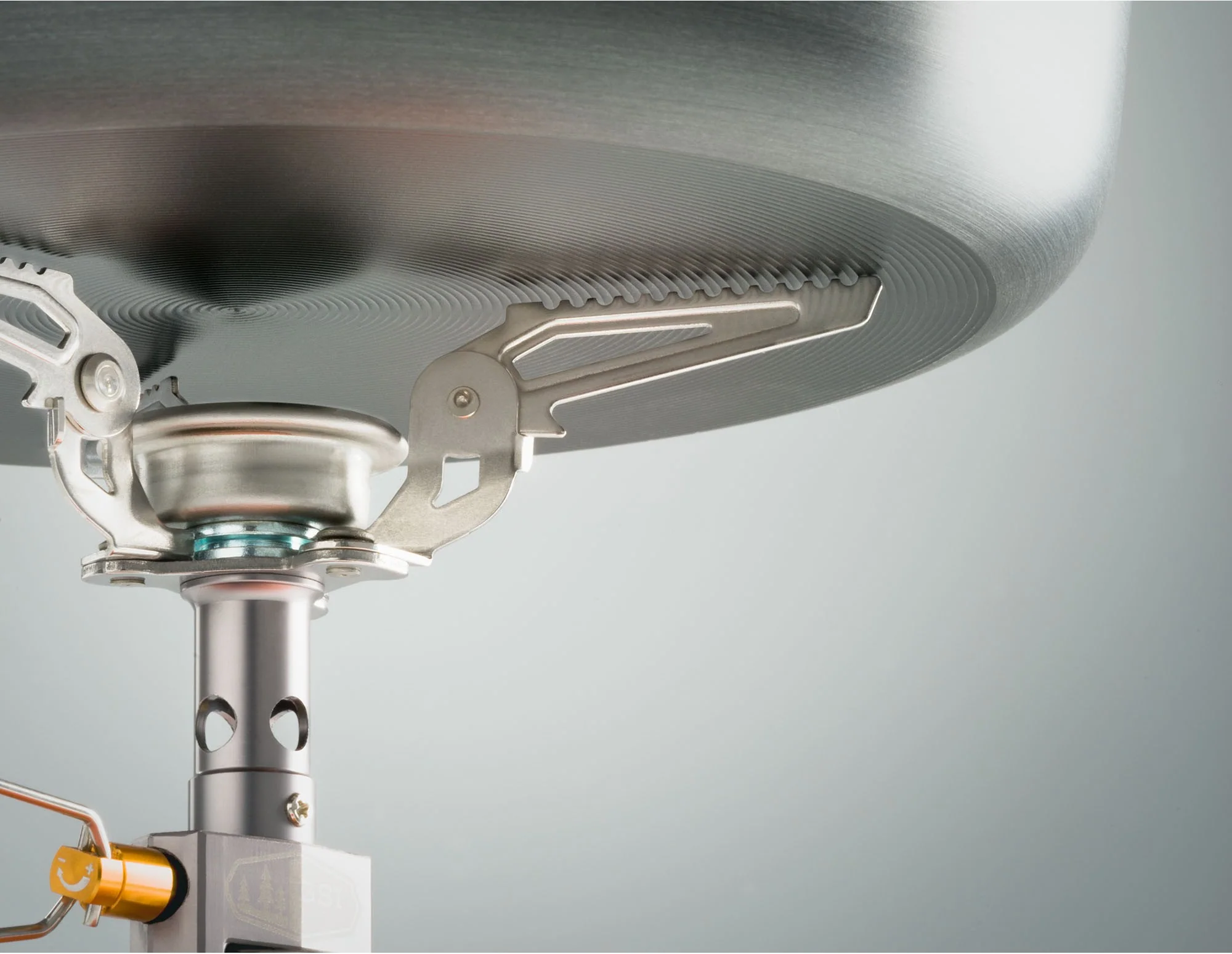 Pinnacle Ceramic Camper - Image 5