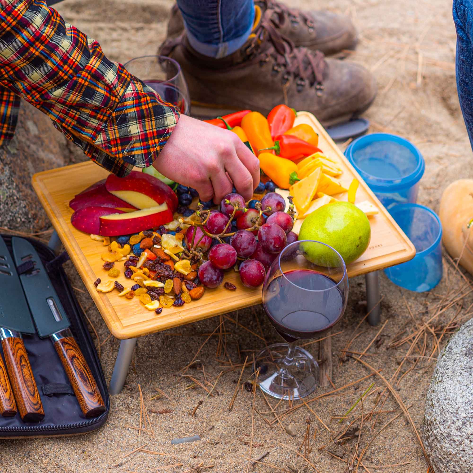 RAKAU Picnic Table - Image 4